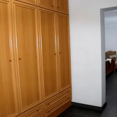 Casa Llena De Vida Con Patio Y Terraza