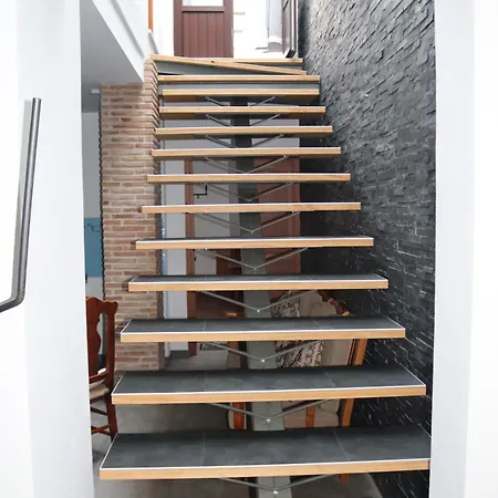 Casa Llena De Vida Con Patio Y Terraza * Coín